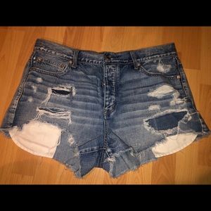 AE JEAN SHORTS